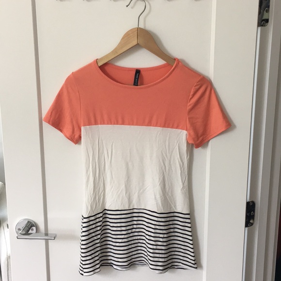 Haute Apparel Tops - Never worn boutique tri block top!